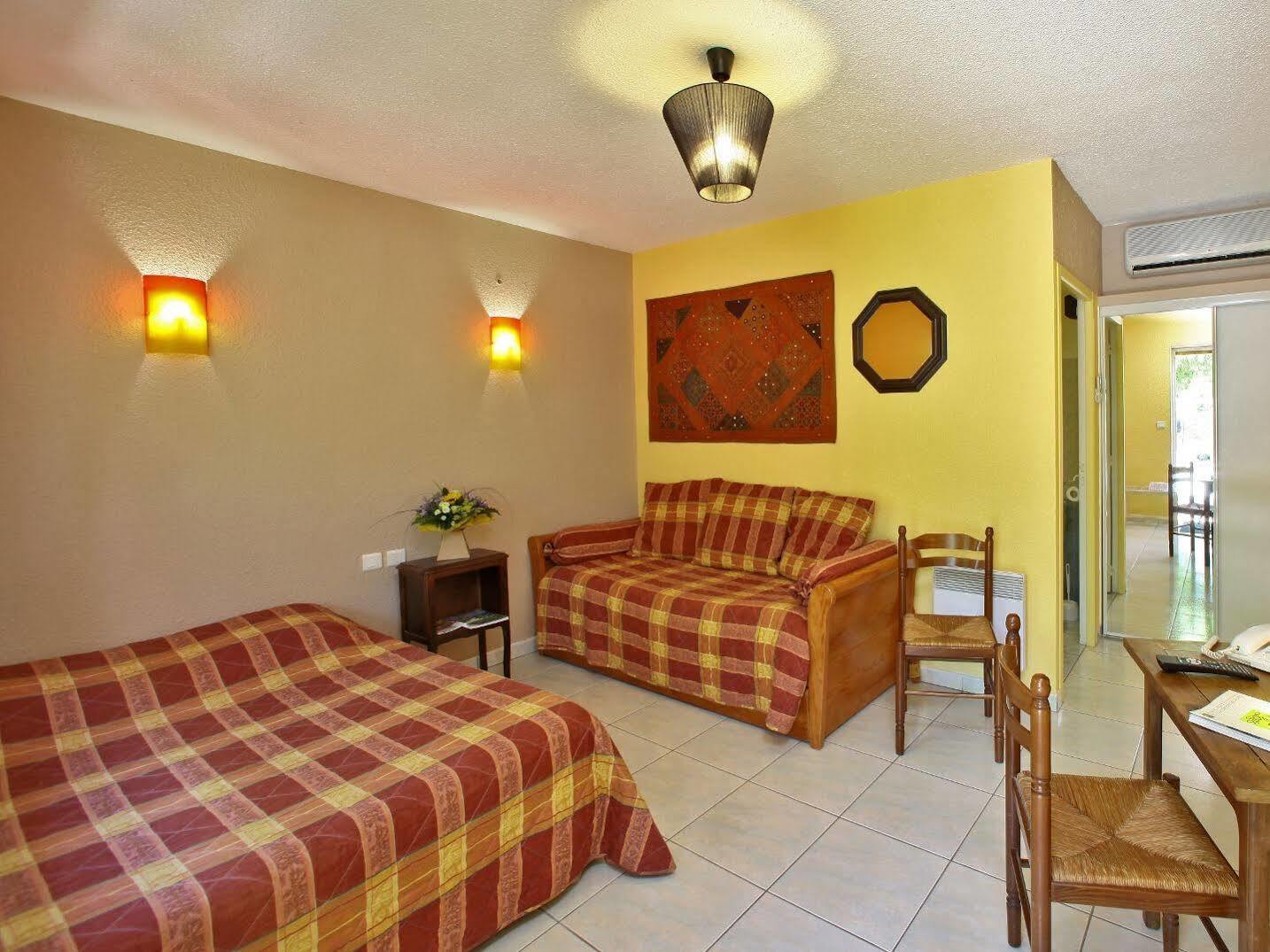 Le Sorbier Hotell Razac-sur-lʼIsle Eksteriør bilde